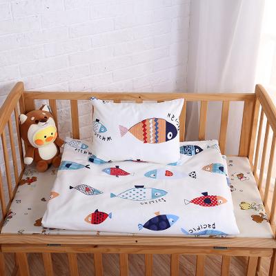 China Soft And Cozy Baby Bed Quilt Sustainable Animal Print Bedspreads for sale