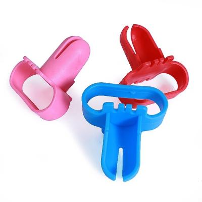 China Latex Plastic Balloon Accessories Plastic Balloon Knotter Easy Tying Tools For Party Decoration for sale