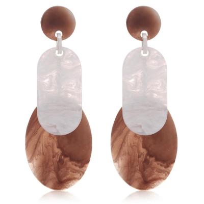 China Bohemia/European and American fashion style acrylic earrings 2020 new ladies bar dangling earrings jewelry for sale