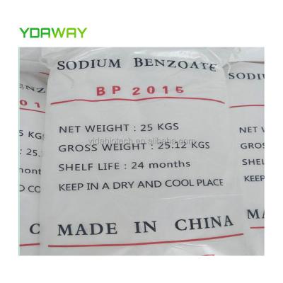 China YDAWAY supply 25kg bag sodium benzoate powder e202 preservative for beverage noodle animal feed food grade for sale