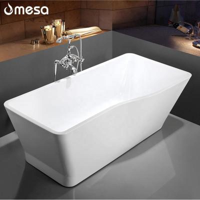 China Modern American Standard Square Freestanding Soaking White Acrylic Bathtubs for sale