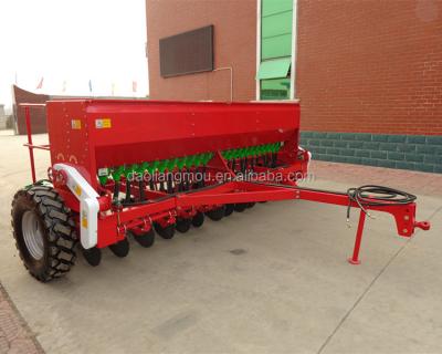 China Sowing Farm Tractor Tractors 36 40 Row Alfalfa Seeder Grass Machine for sale