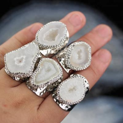 China AM-YYT38 Clear Natural White Faux Stone CZ Druzy Agate Gemstone Rings Silver Plated Ring for sale