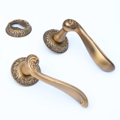 China Modern Chinese Classic Metal Brass Gold Antique Stainless Steel Door Handles for sale