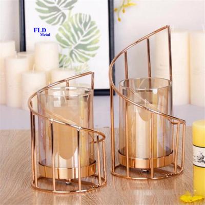 China Fuleide Dropshipping Luxury Home Decorative Nordic Flower Candlesticker Roman Rose Gold Candlesticks for sale