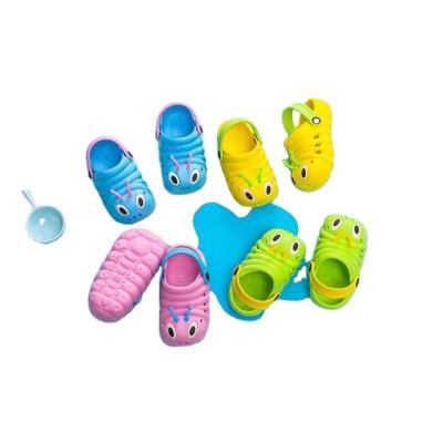 China Sale Soft Kids Sandals Cartoon Round Clogs Rubber EVA Colorful Garden Clogs Child Baby Garden Shoes For Kids for sale