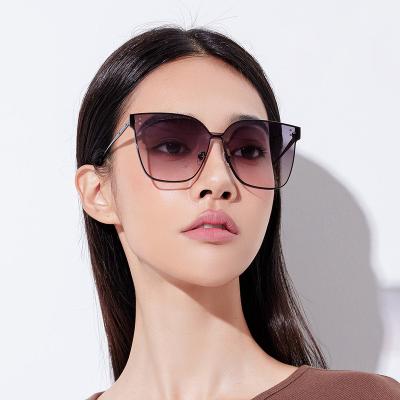 China Fashion Sunglasses 2023 New Eyewear HD Metal Oversized Sun Glass Shades High Quality Nylon Women Sun Glasses UV400 for sale