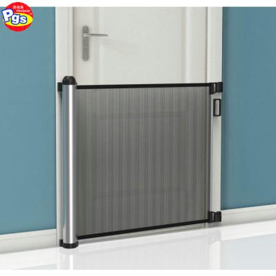 China Save Space EN1930 Baby Safety Gate Gate, Aluminum Alloy Child Mesh Safety Retractable Gate for sale