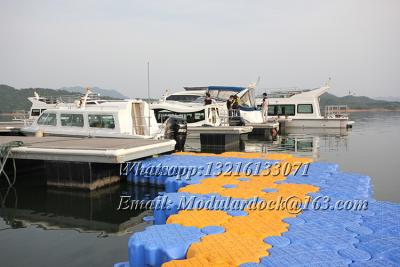 China Hdpe floating dock plastic pontoons for sale for sale