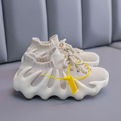 China Bulk Sale Comfortable Rubber Sole Children's RTS New Arrival Deodorization Yezzy Children's Unisex Walking Casual Shoes for sale