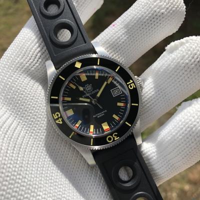 China Date Auto Newcomer 2020! Black Dial 300M Waterproof NH35 Watch 41mm Mens Vintage Dive Automatic Movement Mens Watches for sale