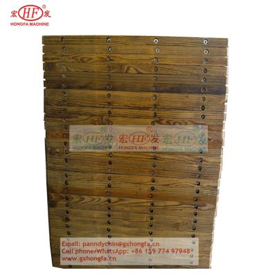 China Double Faced Male And Female Pallet Of Slot Joints Pine Wood Block Machine Well Quality Cement Brick Production Machinery Pallet And Good for sale