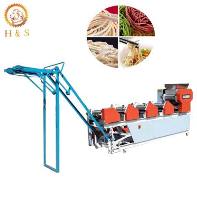 Cina Commercial Hotels Noodle Making Machine / Small Noodle Making Machine in vendita