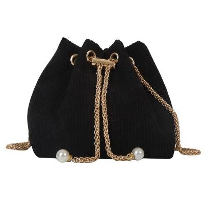 China Other Fashion Trend Gold Chain Bucket Velvet Shoulder Cross - Body Bag For Woman for sale