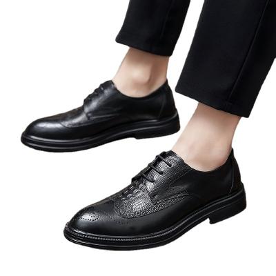 China Wear 2022 fashion newest plus size men's leather shoes men's casual shoes stylish men's shoes for sale