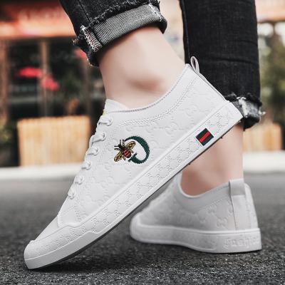 China Custom Skateboard Walking Style Waterproof Mens Shoes Shoes Casual Shoes 2022 Mens Sneakers for sale