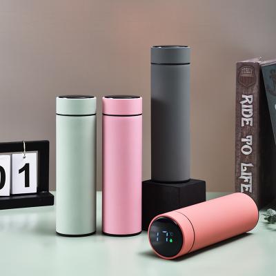 China Luxury wholesale double wall water bottle digital display intelligent vacuum flask for sale