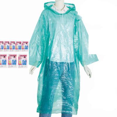 China 100% Fashion Waterproof Hot Sales PE Raincoat Green Adult Plastic Disposable Raincoats for sale