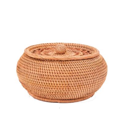 China 100% Handmade Decorative Tea Box Autumn Rattan Sustainable Tea Canisters Around Storage Boxes Small Lagre Tea Basket for sale