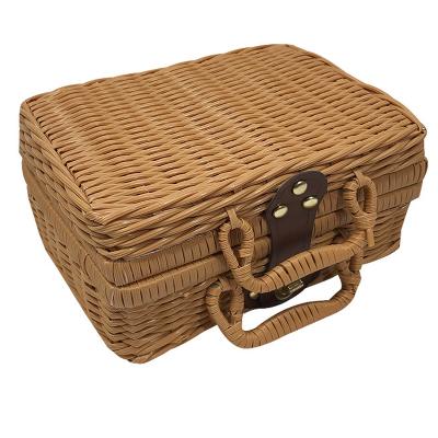 China Viable Simple Style Simulation Cane Plastic Rattan Box High Quality Wedding Photography Props for sale