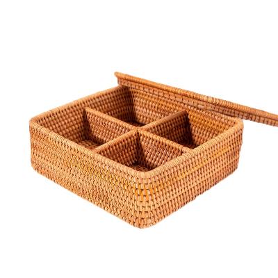 China Sustainable High Quality Handwoven Rectangular Fruit And Vegetable Box Single Rattan Basket With Lid for sale