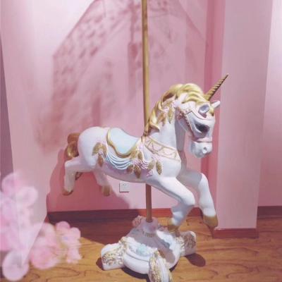 China Europe Birthday Party Decorations Kids Carousel Horse Figuras for plolyresin sculpture for sale