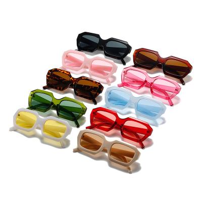 China 2021 high quality new square sunglasses shooting summer 2021 retro color street jelly design notch sunglasses for sale