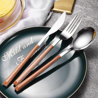 China Shinny Disposable Vintage Banquet Formal Silverware Cutlery Set Wooden Handle Flatware Korea Style for sale