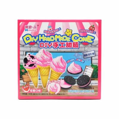 China Cute Shaped Sets Ice Cream Popsicle Molds DIY Handmade Cone Strawberry Flavored Candy Toy for sale