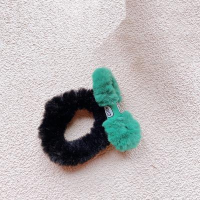 China Retro Environmentally Friendly Green Handmade Cartoon Resin Hair Ball Plush Hairpin Claw Clip Hair Accessories for sale