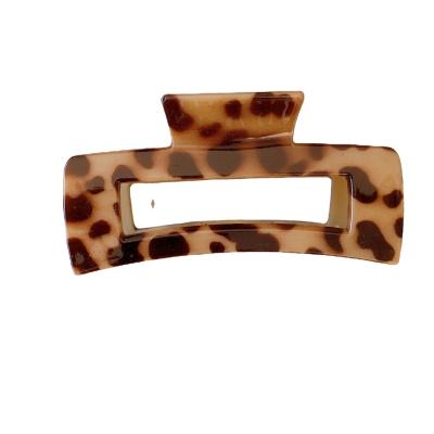 China Environmental Friendly Shark French Clip Large Vintage Leopard Printing Dish Hair Clip Hair Accessory for sale