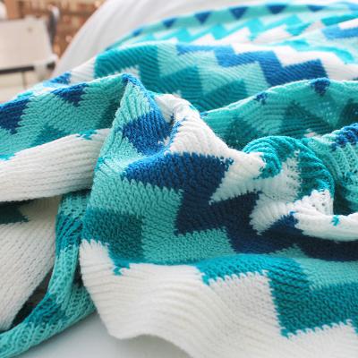 China Striped Anti-pilling Knitted Ethnic Throw Blanket Chunky Cozy Fringed Warm Acrylic Soft Style Sofa Blanket for sale