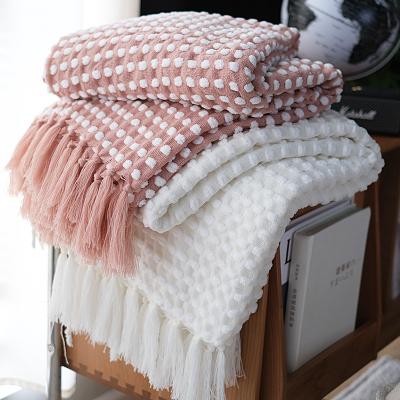 China Anti-pilling New Selling Most Popular Throw Blanket Tassel Spotted Knit Shepa Solid Double Blanket for sale