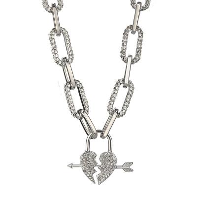 China Autumn And Winter Religious Titanium Steel Love Necklace Woman An Arrow By The Heart Sweater Chain for sale