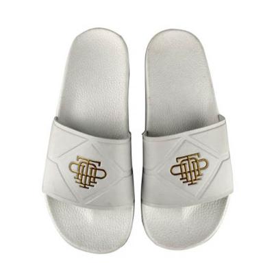 China Greatshoe Simple Anti-slippery Slide Sandal Men White Slippers, Embossing Design Slippers Leather Shoes, Men's Outdoor Slippers for sale