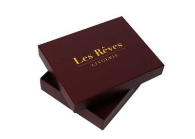 China Luxury Custom Printed Packaging Boxes For Christmas Gift , White Gift Boxes for sale