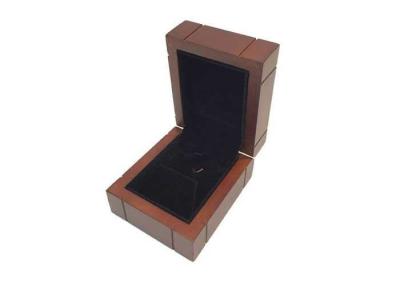 China OEM Brown Cardboard Custom Jewelry Boxes / Jewelry Gift Boxes For Bracelets for sale