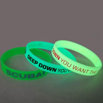 China Environmental Friendly Custom Luminous Silicone Wristband , Glow In The Dark Silicone Wristband for sale