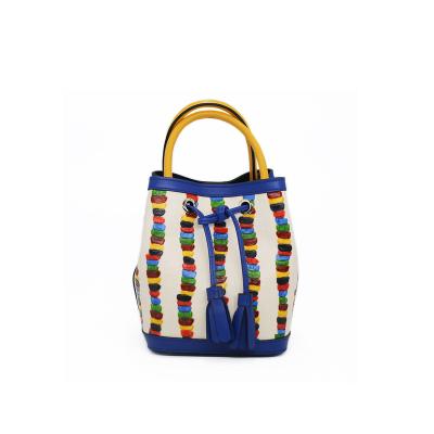 China 2022 New Fashion Fashion Graffiti Print Bucket Bag Unique Design Ladies Shoulder Bags Fashionable Handbags for sale