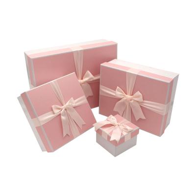 China High Quality Recycled Materials Cardboard Elegant Luxury Eco Friendly Packing Boxes, Customized Design Luxury Personalized Gift Box Set With Ribbon for sale