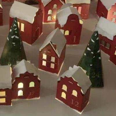 China Recyclable Christmas Advent Calendar Village House Christmas Beauty Mystery Set Empty Paper Countdown 24 Days. for sale