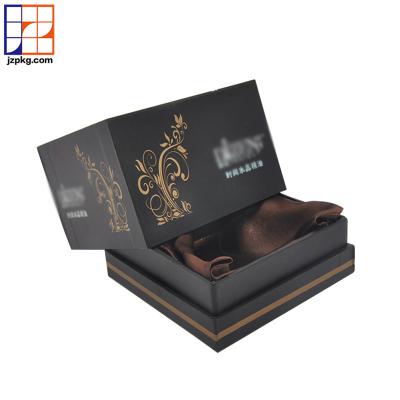 China Wooden Essential Oil Packaging Gift Box Covered with Recyclable Silk Diffuser Foam for sale