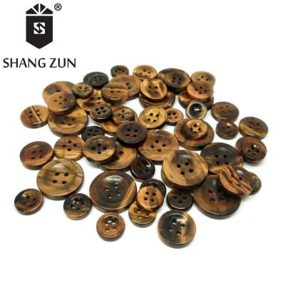 China Viable Natural Stone Brown High-Grade Hole Buttons Clothing Accessories 4 Buttons Manufacturers Natural Agate Shirt Button for sale