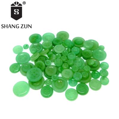 China Viable Wholesale 4 Sizes Of Natural Jade Stone Buttons Brand Clothing Accessories High End Natural Green Aventurine Buttons for sale