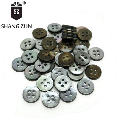 China Viable Mens And Womens Shirts Button Shell Button 4 Holes Natural Black Matte Black Pearl Shell Button for sale