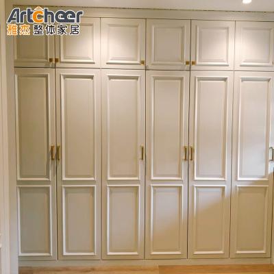 China Dubai Adjustable White Color Custom (Size) Wardrobe With Gold Foil Finish Line for sale