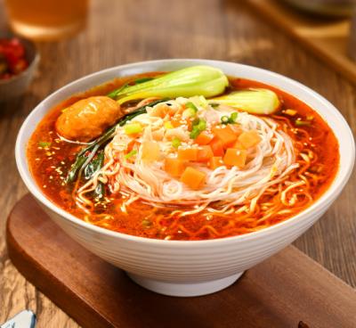 China 185g*12 Instant noodles and vermicelli Barrel A Perfect Combination Of Seasoning And Ingredients With Egg for sale