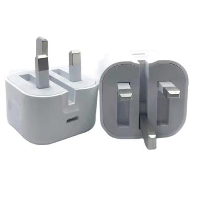 China Mobile Phone/Ipad/Camera/PDA/MP3 Manufacturers Selling Original UK Charging Type PD USB-C Plug 12W 20W Fast Wall Charger, Suitable For iPad iPhone12 Pro Adapter for sale