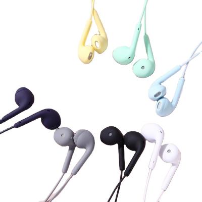 China Original Hot-selling semi-in-ear macarons color gaming headset U19 universal sound perfect wired headphones with microphone for sale