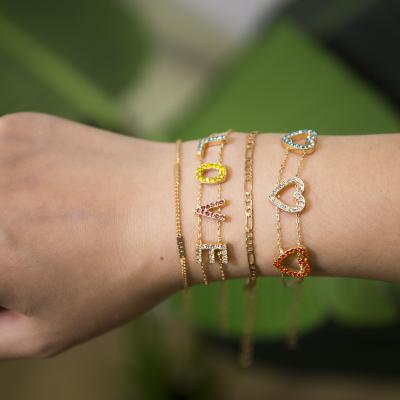 China FASHIONABLE Multilayer Simplicity Chain Bracelet Personalized Colorful Rhinestone Love Heart Bracelet for sale